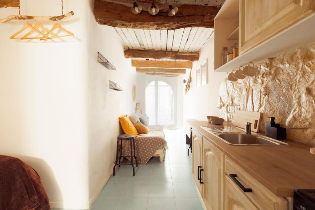 Provencal Au Coeur De La Sainte-victoire